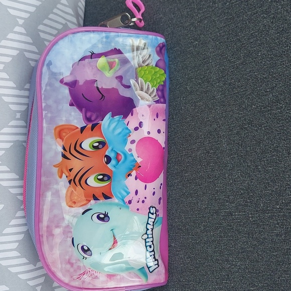 LOL Dolls Metal Case & Hatchimals Pencil✏️Case - Picture 8 of 10